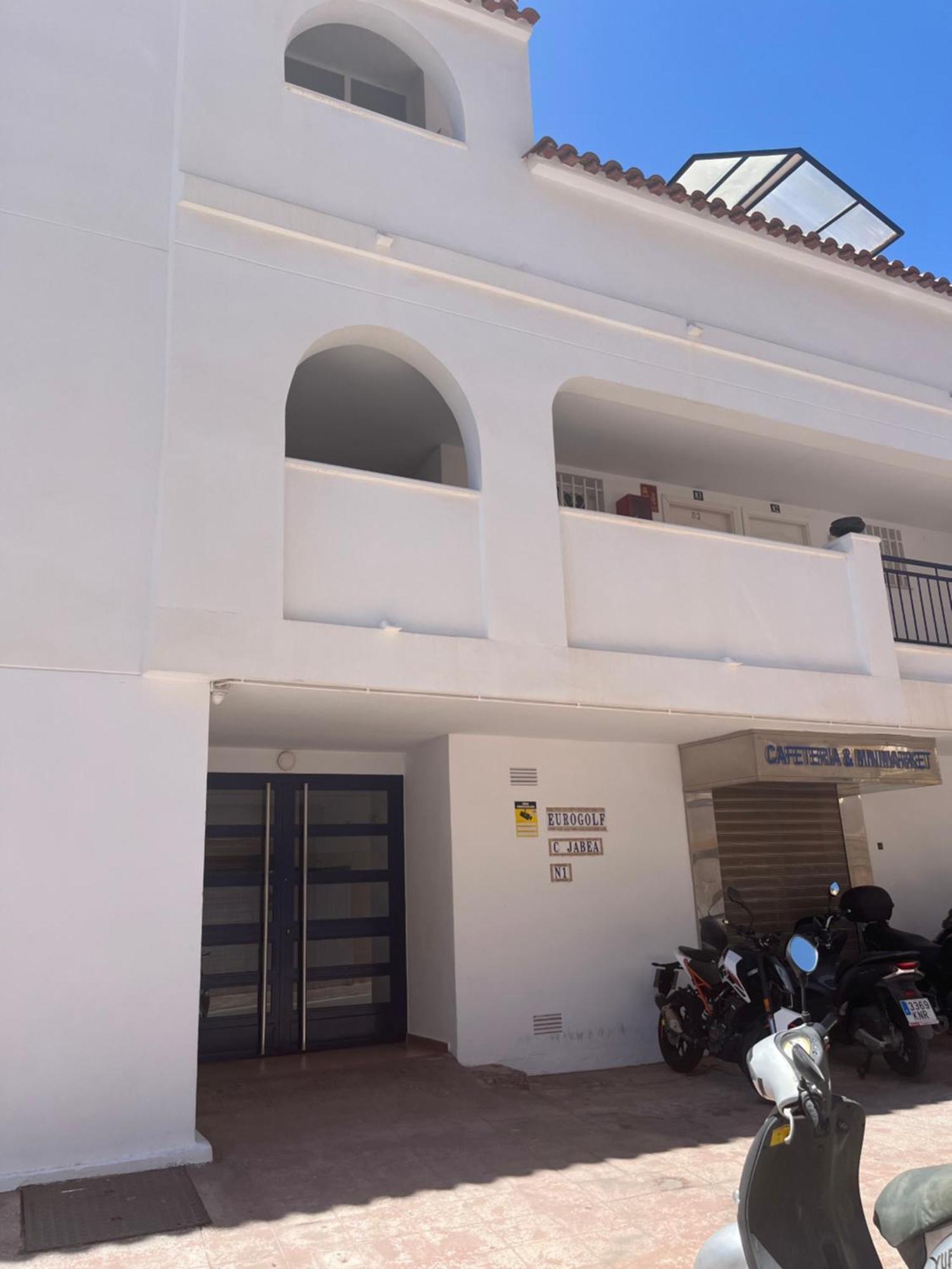 Benalhome - Tu Hogar Con Terraza Y Ducha Exterior Benalmádena Exterior photo